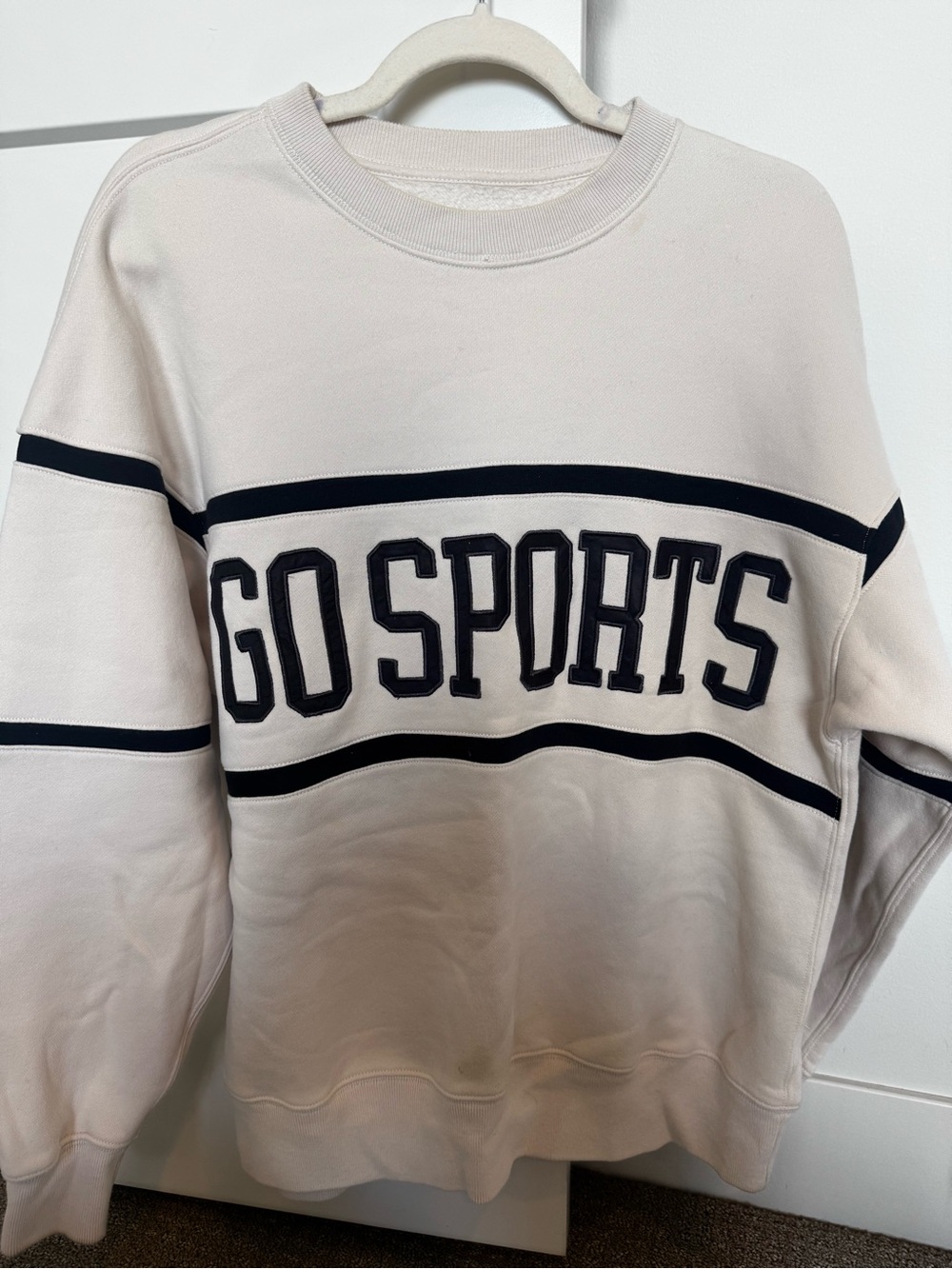 Abercrombie & Fitch Go Sports Varsity Oversized Sweatshirt Cream Black